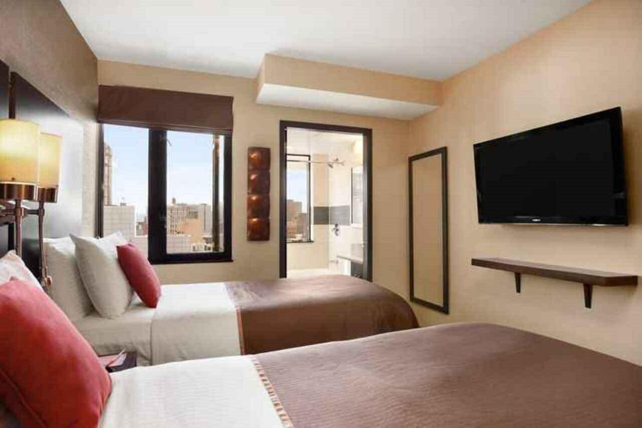Howard Johnson Soho Ню Йорк Екстериор снимка