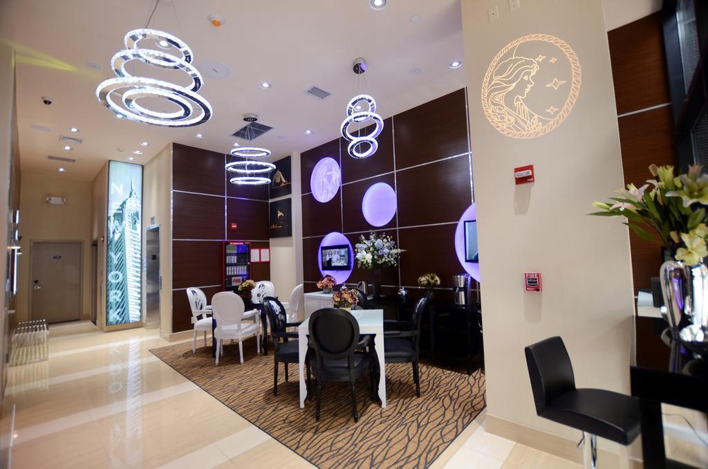 Howard Johnson Soho Ню Йорк Екстериор снимка